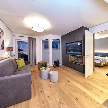 Two Timez - Boutique - With Ac Zell am See