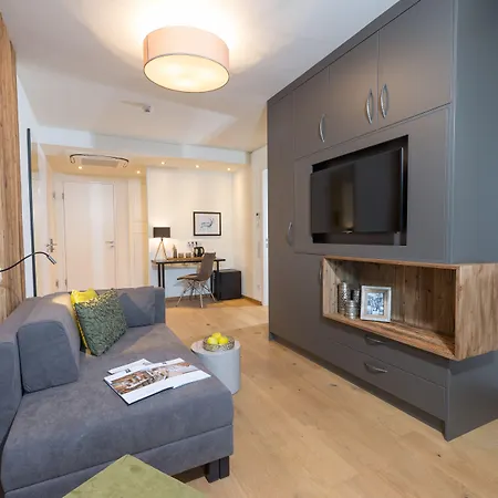 Two Timez - Boutique - With Ac Zell am See