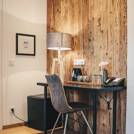 Hotel Two Timez - Boutique - With Ac Zell am See