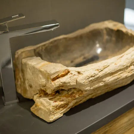 Two Timez - Boutique ホテル 4*