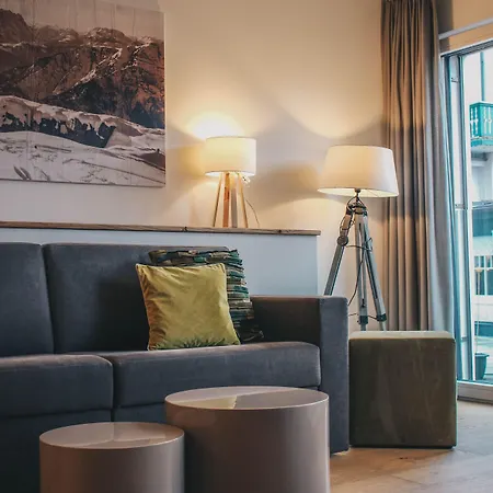 Two Timez - Boutique Zell am See