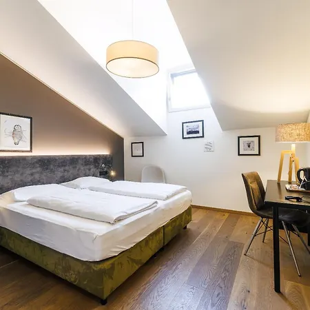 Two Timez - Boutique - With Ac Hotel 4*