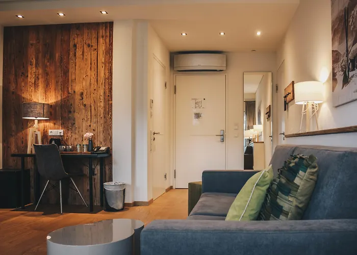 Two Timez - Boutique Отель 4*