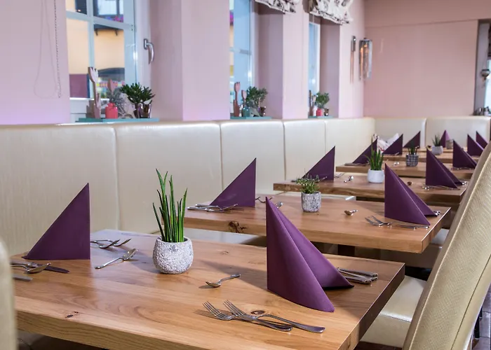 Two Timez - Boutique 4* Целль-ам-Зе