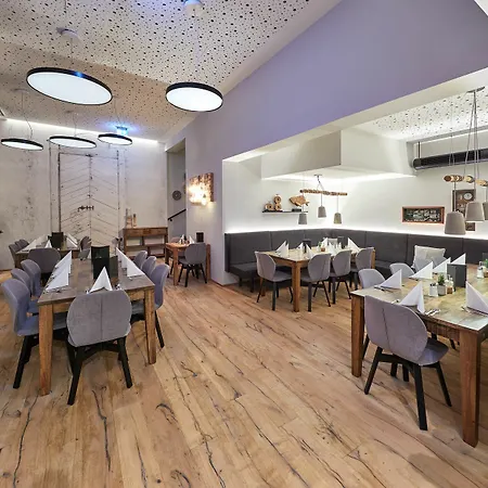 Two Timez - Boutique Hotel Zell am See